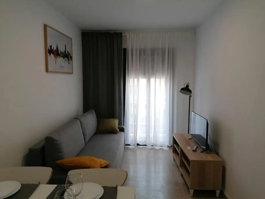 Apartment Piso Pl 2B, 20Min Plaza Cataluna Sant Adria de Besos Spain