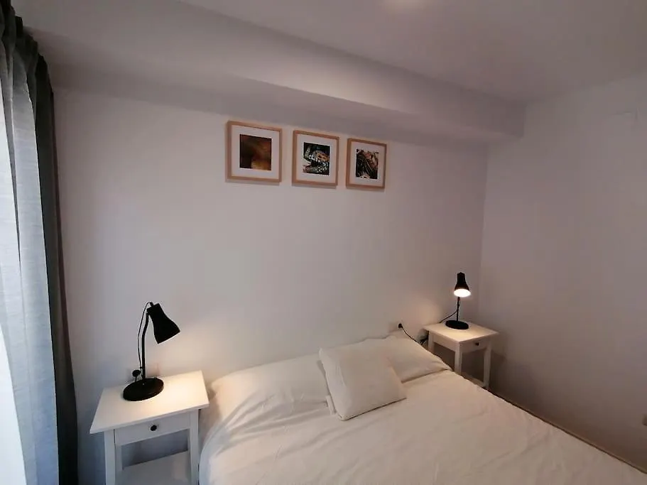 Piso Pl 2B, 20Min Plaza Cataluna Sant Adria de Besos 0*,