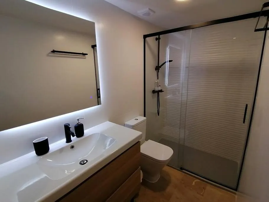 Piso Pl 2B, 20Min Plaza Cataluna Sant Adria de Besos Apartment